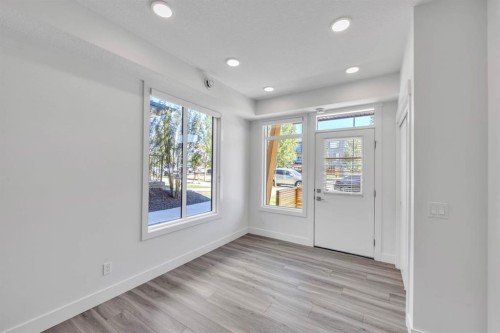 19625 45 Street Se, Calgary, AB - Indoor Photo Showing Other Room
