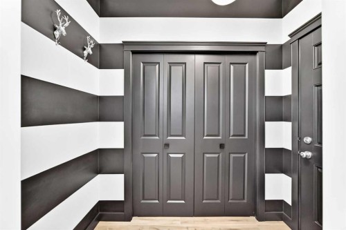132 Evanscove Manor Nw, Calgary, AB - Indoor Photo Showing Other Room
