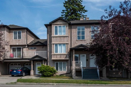 128 22 Avenue Nw, Calgary, AB - Outdoor With Facade