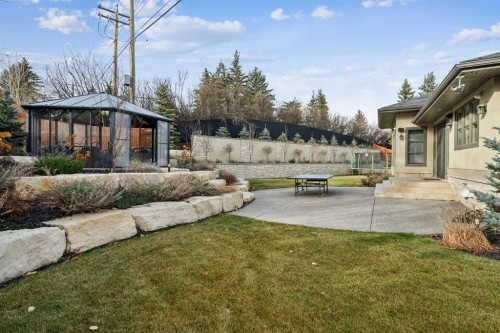 215 Patton Court Sw, Calgary, AB - Outdoor