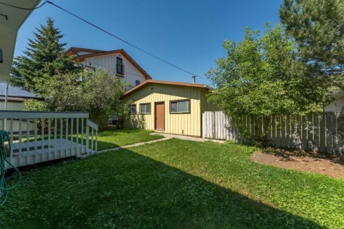 106 Elma Street West, Okotoks, AB - Outdoor