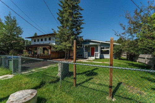 106 Elma Street West, Okotoks, AB - Outdoor
