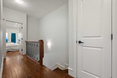 1910 29 Avenue Sw, Calgary, AB - Indoor Photo Showing Other Room