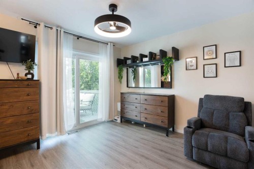 5 Shawglen Court Sw, Calgary, AB - Indoor