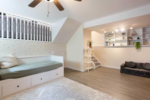 5 Shawglen Court Sw, Calgary, AB - Indoor Photo Showing Bedroom