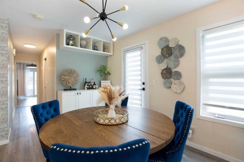 5 Shawglen Court Sw, Calgary, AB - Indoor Photo Showing Dining Room