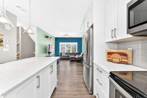 532 Cranford Drive Se, Calgary, AB - Indoor Photo Showing Kitchen