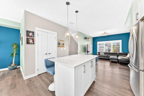 532 Cranford Drive Se, Calgary, AB - Indoor Photo Showing Kitchen