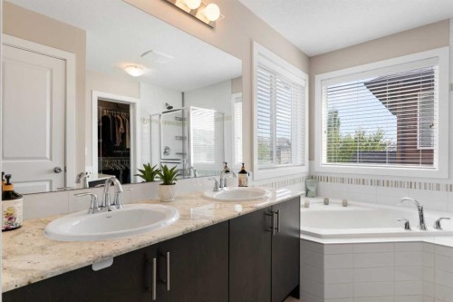 161 Cougar Ridge Close Sw, Calgary, AB 