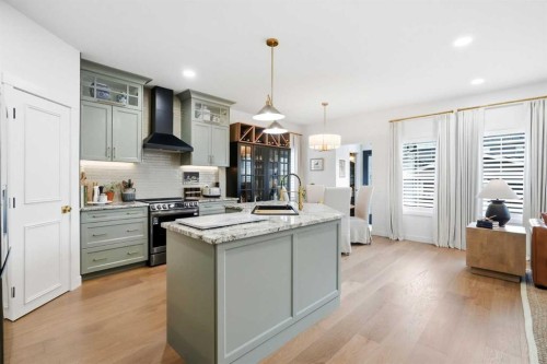 1076 Prestwick Circle Se, Calgary, AB - Indoor Photo Showing Kitchen With Upgraded Kitchen