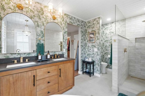 1076 Prestwick Circle Se, Calgary, AB - Indoor Photo Showing Bathroom