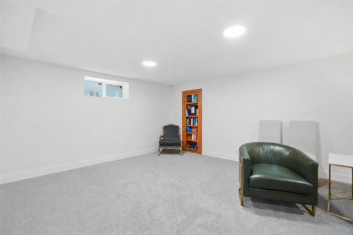 1076 Prestwick Circle Se, Calgary, AB - Indoor