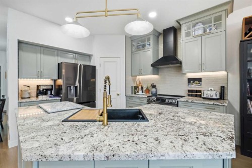 1076 Prestwick Circle Se, Calgary, AB - Indoor Photo Showing Kitchen With Upgraded Kitchen
