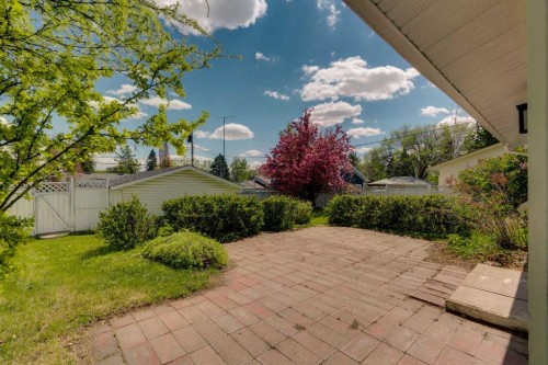 8432 Elbow Drive Sw, Calgary, AB - Outdoor