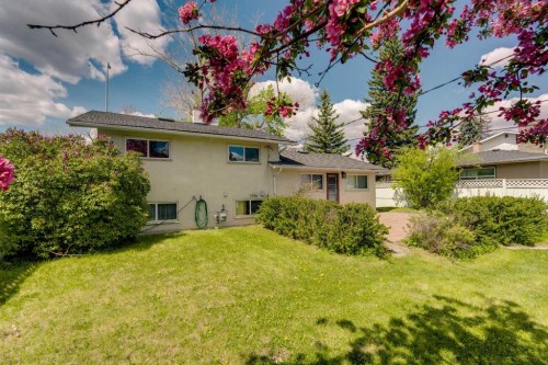 8432 Elbow Drive Sw, Calgary, AB - Outdoor