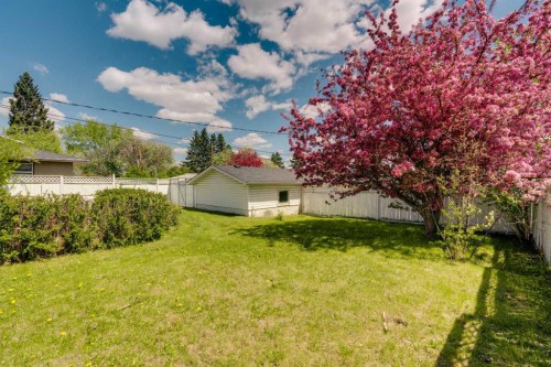 8432 Elbow Drive Sw, Calgary, AB - Outdoor