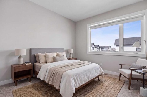 32 Evanscrest Court Nw, Calgary, AB - Indoor Photo Showing Bedroom