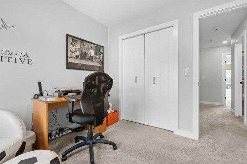 32 Evanscrest Court Nw, Calgary, AB - Indoor Photo Showing Other Room