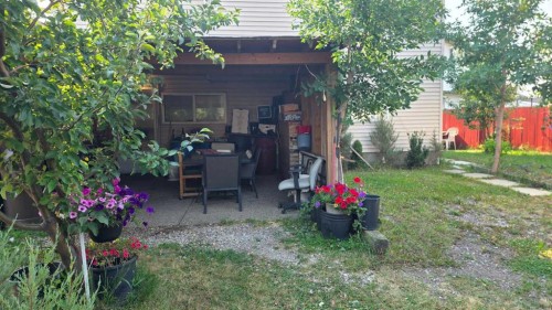155 Applefield Close Se, Calgary, AB - Outdoor