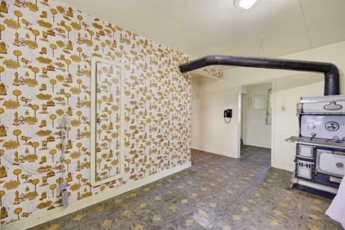 1701 18 Avenue, Didsbury, AB -  Photo Showing Other Room