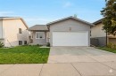 2031 24 Avenue Ne, Calgary, AB  - Outdoor 
