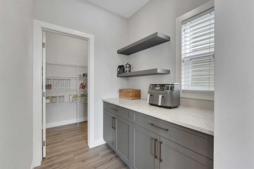 81 Carringvue Manor Nw, Calgary, AB - Indoor Photo Showing Other Room