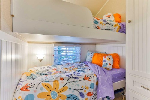 10 Cormorant Crescent, Rural Vulcan County, AB 