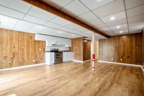 610 Strathcona Drive Sw, Calgary, AB - Indoor