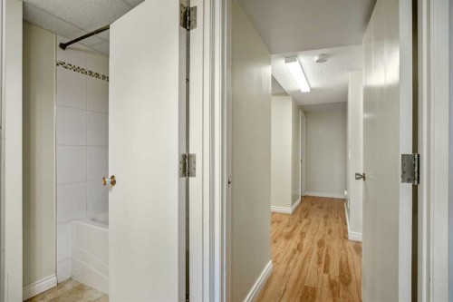 610 Strathcona Drive Sw, Calgary, AB - Indoor Photo Showing Other Room