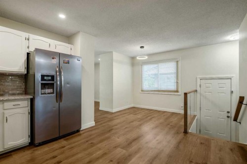 610 Strathcona Drive Sw, Calgary, AB - Indoor Photo Showing Kitchen