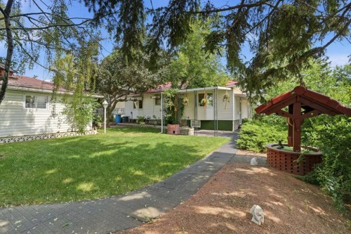 13 Tipton Place Nw, Calgary, AB - Outdoor