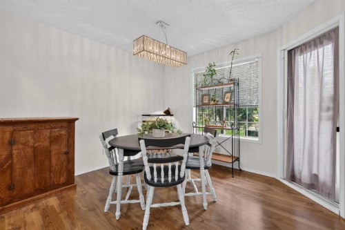 37 Beddington Gardens Ne, Calgary, AB - Indoor Photo Showing Dining Room
