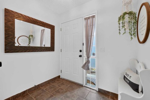37 Beddington Gardens Ne, Calgary, AB - Indoor Photo Showing Other Room