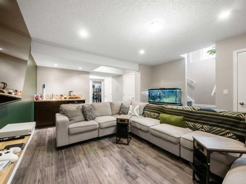 367 Auburn Crest Way Se, Calgary, AB - Indoor Photo Showing Living Room