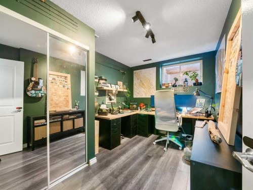 367 Auburn Crest Way Se, Calgary, AB - Indoor Photo Showing Office