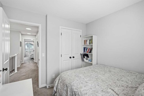 578 Masters Road Se, Calgary, AB - Indoor Photo Showing Bedroom