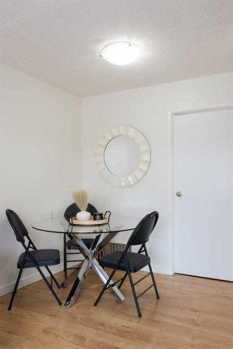 23-420 Grier Avenue Ne, Calgary, AB - Indoor