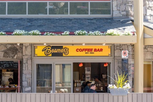501 5 Street, Canmore, AB - 