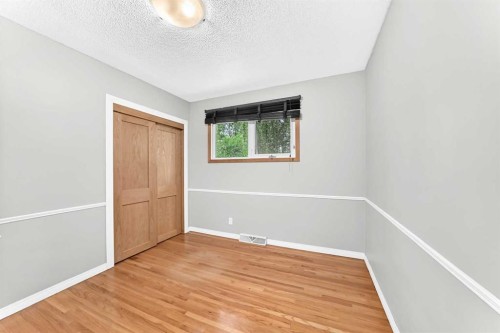 2808 Brecken Road Nw, Calgary, AB - Indoor Photo Showing Other Room