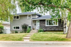2808 Brecken Road NWCalgary, AB T2L 1H6