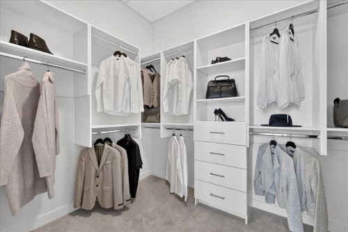 102-150 Marina Cove Se, Calgary, AB - Indoor With Storage