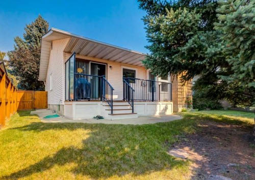7919 Silver Springs Road Nw, Calgary, AB - Outdoor
