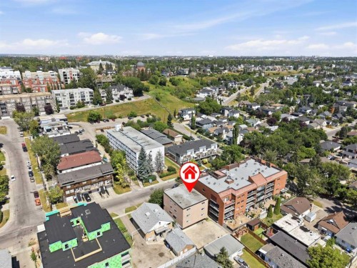 655 4 Avenue Ne, Calgary, AB - Outdoor With View