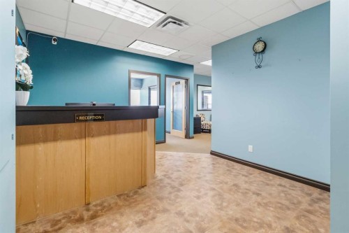 221-2770 3 Avenue Ne, Calgary, AB 