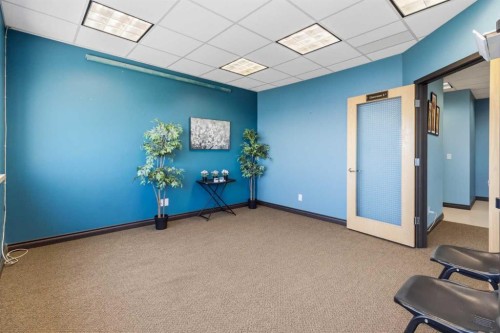 221-2770 3 Avenue Ne, Calgary, AB 