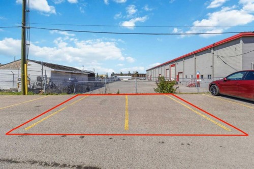 221-2770 3 Avenue Ne, Calgary, AB 