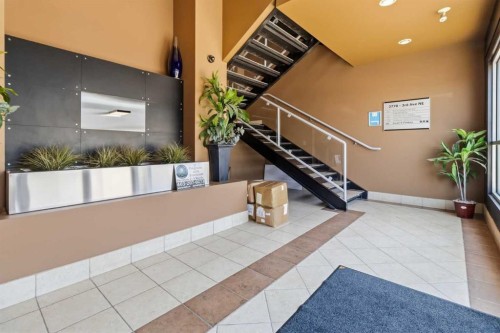 221-2770 3 Avenue Ne, Calgary, AB 