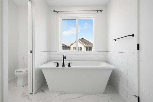 12 Copperhead Garden Se, Calgary, AB - Indoor Photo Showing Bathroom