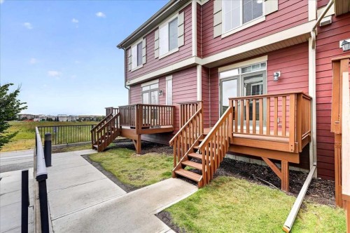 77 Kinlea Way Nw, Calgary, AB - Outdoor