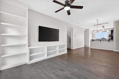 77 Kinlea Way Nw, Calgary, AB - Indoor